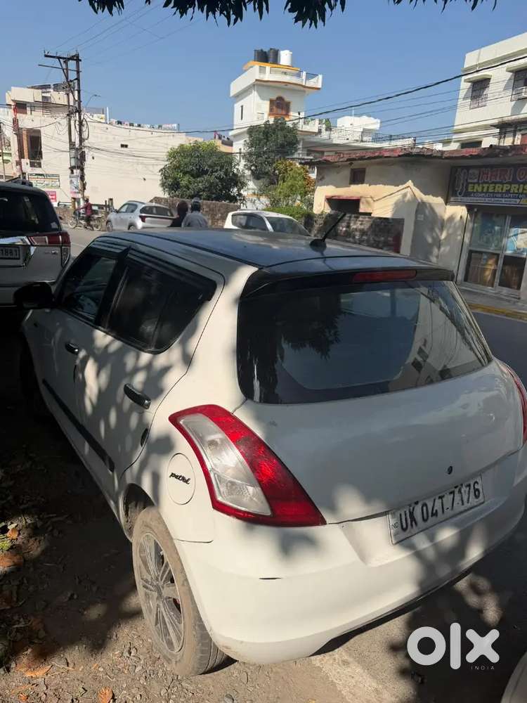 Maruti Suzuki Swift Petrol 2015