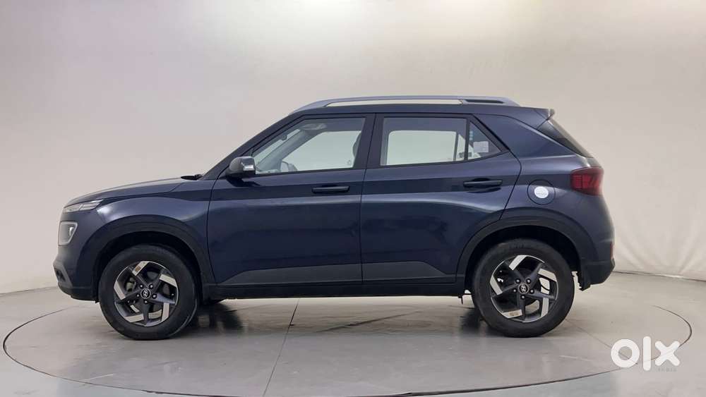 Hyundai Venue 1.2 S Plus, 2022, Petrol