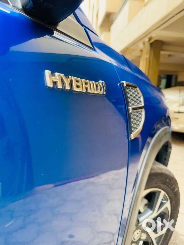 Toyota Urban Cruiser Hyryder 1.5 V Hybrid, 2023, Petrol