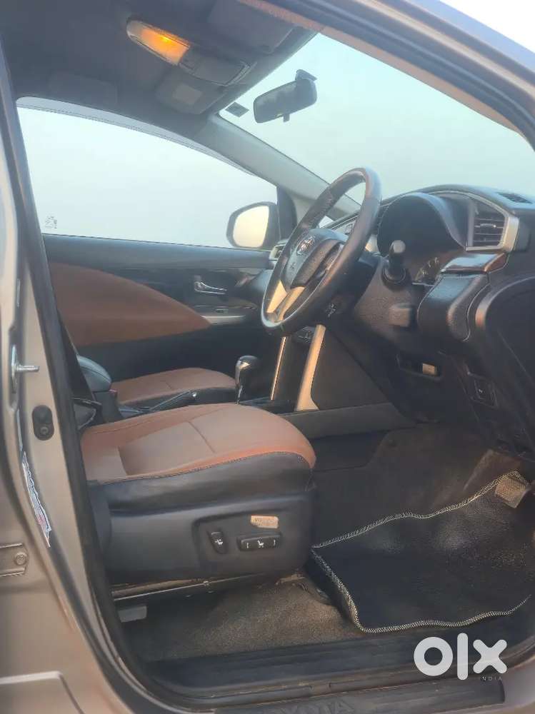 Toyota Innova Crysta 2016 2.8z Diesel Automatic Well Maintained