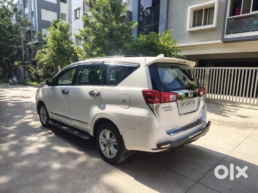 Toyota Innova Crysta, 2016, Diesel