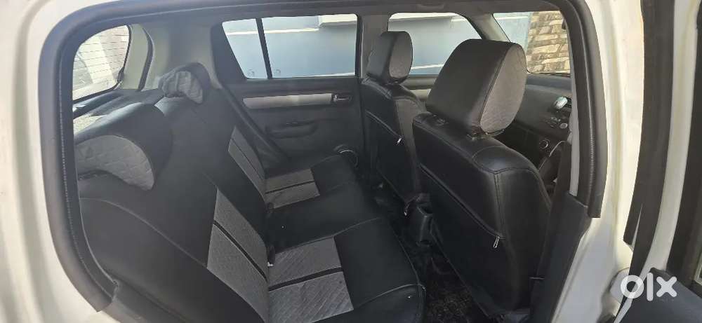 Maruti Suzuki Swift 2009 Petrol Manual