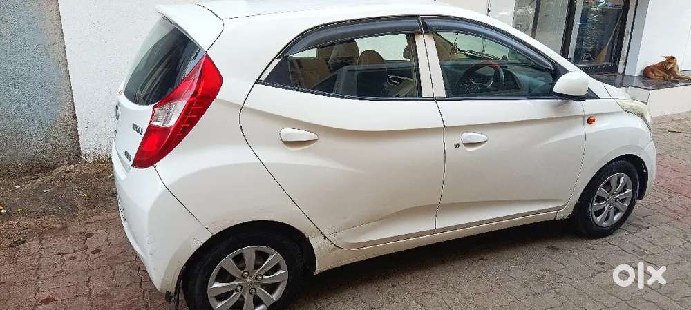 Hyundai Eon Sportz 2012