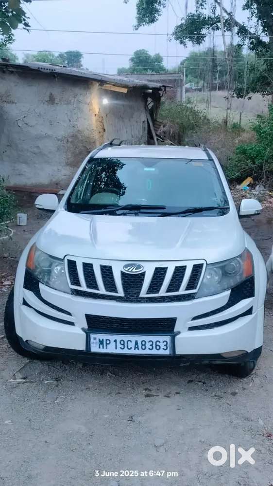Mahindra Xuv500 2013 Diesel 80000 Km Driven