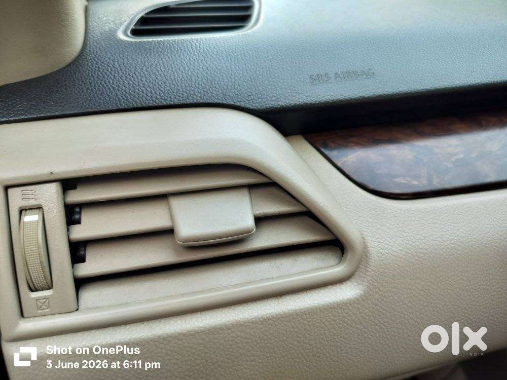 Maruti Suzuki Dzire 1.2 Vxi Amt, 2019