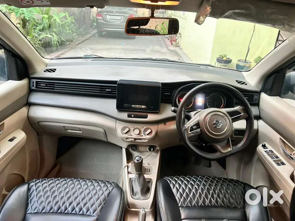 Maruti Suzuki Ertiga Vxi 2022 Company Cng 1st Owner
