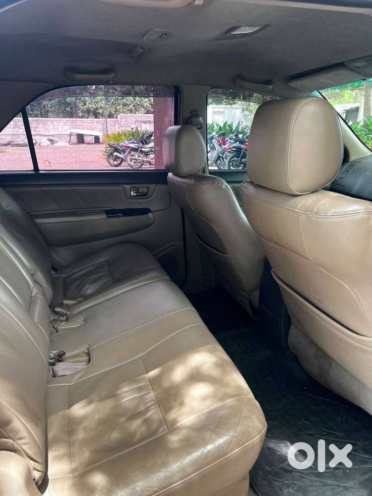 Toyota Fortuner 3.0 4x4 Manual, 2012, Diesel