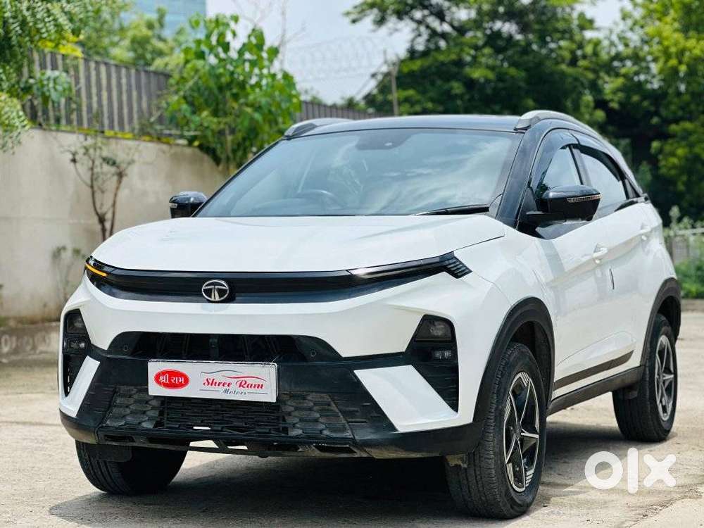 Tata Nexon Fearless Pr Plus 1.2 Revotron Petrol 7 Dca Dt, 2023, Petr..