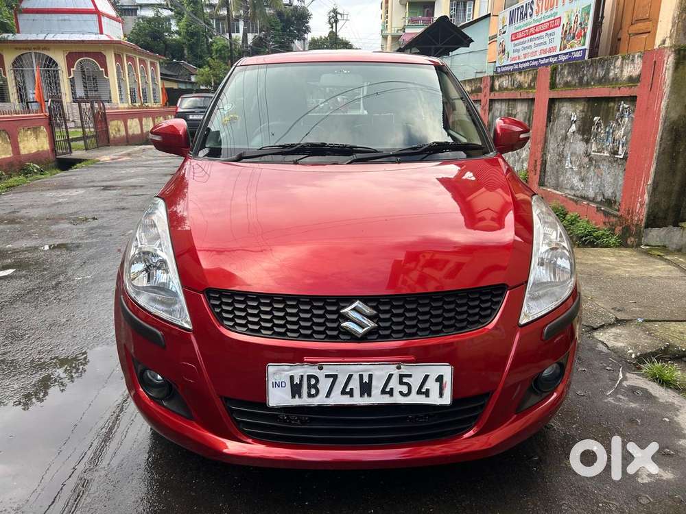Maruti Suzuki Swift Vxi + Manual, 2012, Petrol