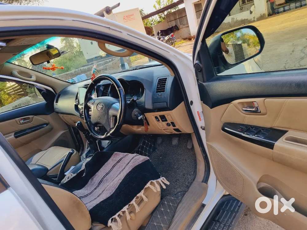 Neet And Clean Car