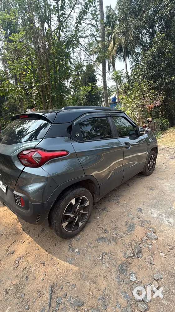 Tata Punch Creative Flagship Dual Tone Amt (automatic)