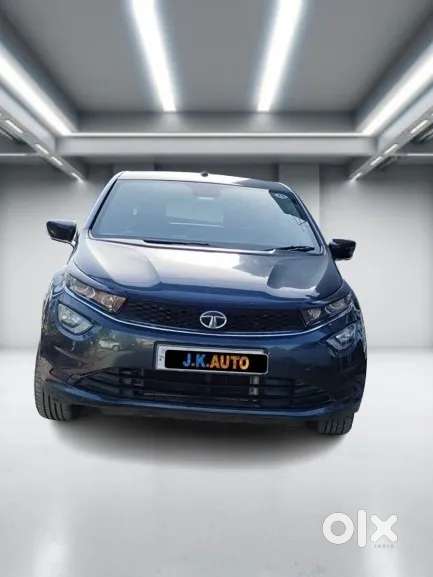 Tata Altroz Xm Plus Petrol, 2020, Petrol