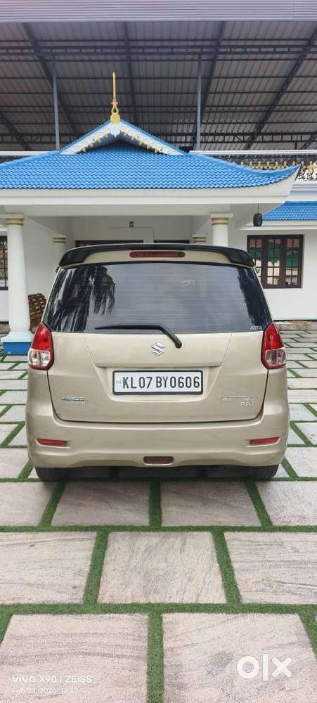 Maruti Suzuki Ertiga Zdi Shvs, 2012, Diesel