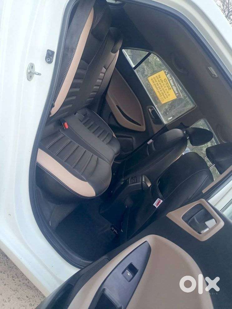 Hyundai Elite I20 Sportz (o) 1.2, 2015, Petrol