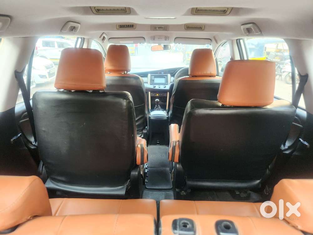 Toyota Innova Crysta 2.4 G Mt 7 Str, 2017, Diesel