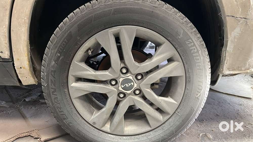 Kia Seltos 2022 Alloys And Tyre