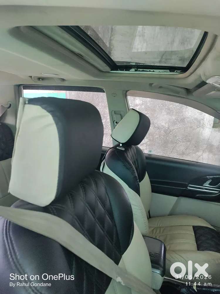 Mahindra Xuv500 W10 2015 Model Diesel 105000 Km Driven
