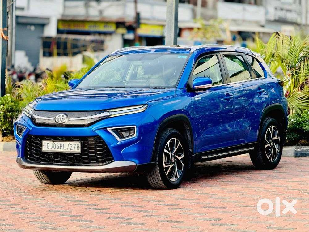 Toyota Urban Cruiser Hyryder 1.5 V Hybrid, 2023, Petrol