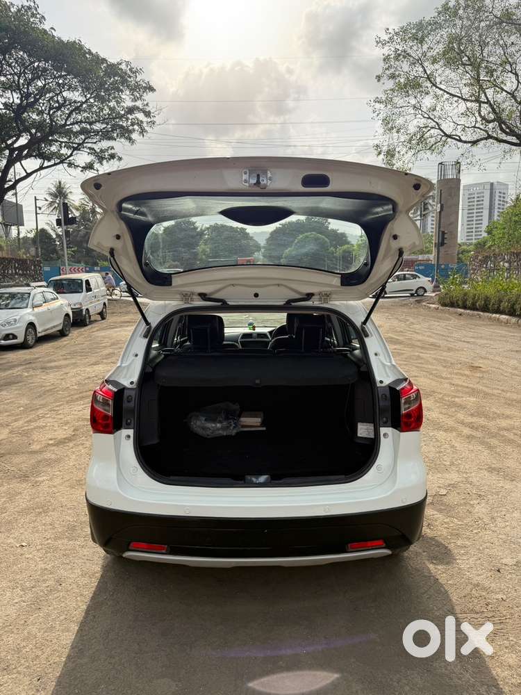 Maruti Suzuki S-cross Smart Hybrid Zeta Button Start