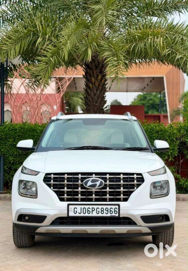 Hyundai Venue, 2021, Petrol