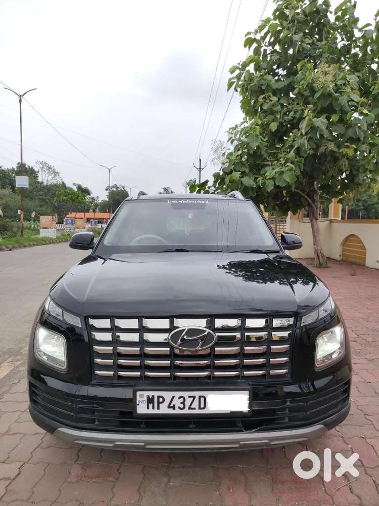 Hyundai Venue 1.5 Crdi Splus Diesel Showroom Condition