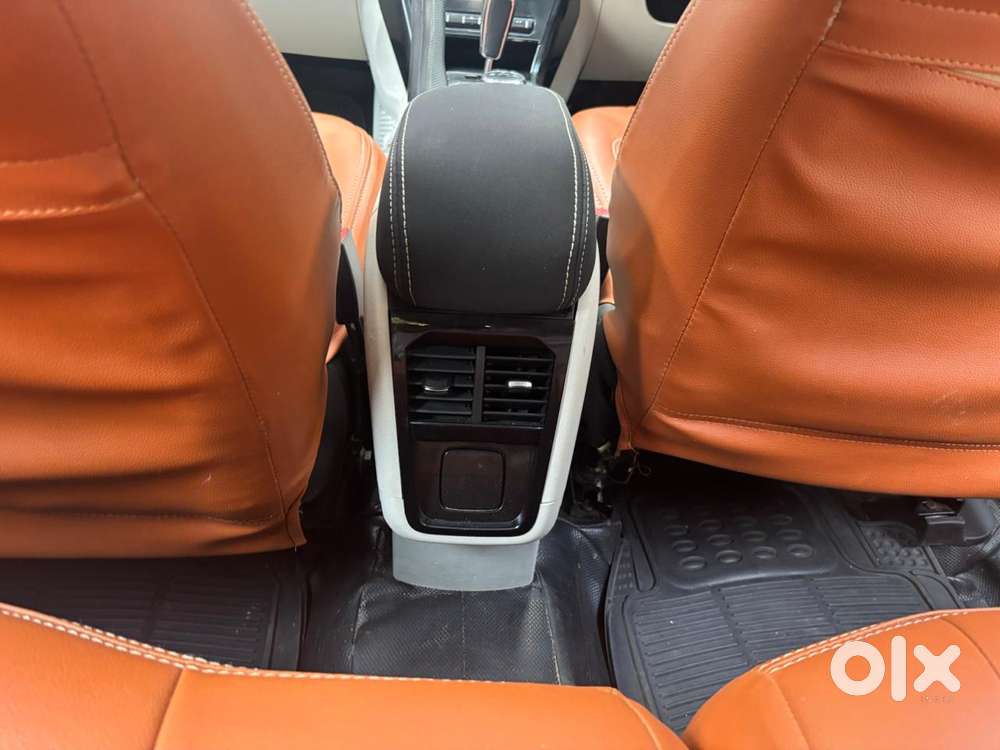 Tata Nexon 1.5 Revotorq Xza Plus Dual Tone Roof (o) Amt, 2021, Diese..