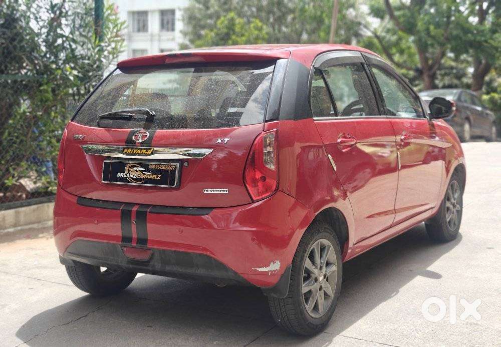 Tata Bolt Revotron Xt, 2015, Petrol