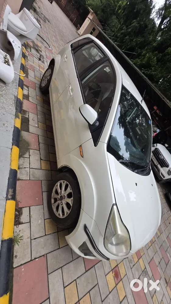 Ford Figo 1.2 Trend Petrol 2014
