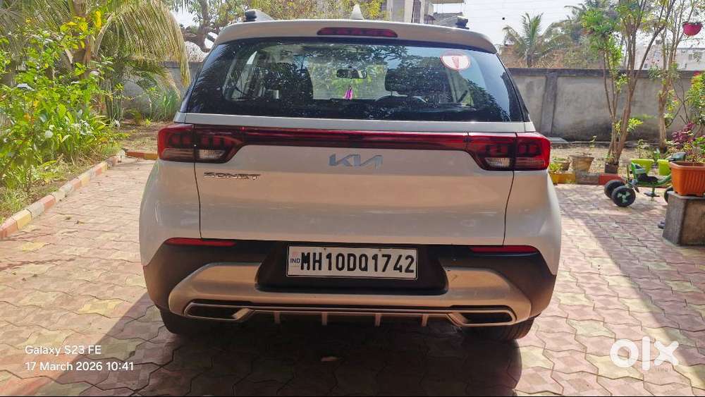 Extremely Well Maintained Kia Sonet Htx