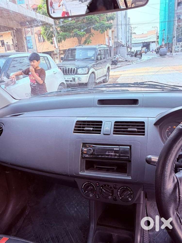 Maruti Suzuki Swift 2006 Petrol Read Discription First
