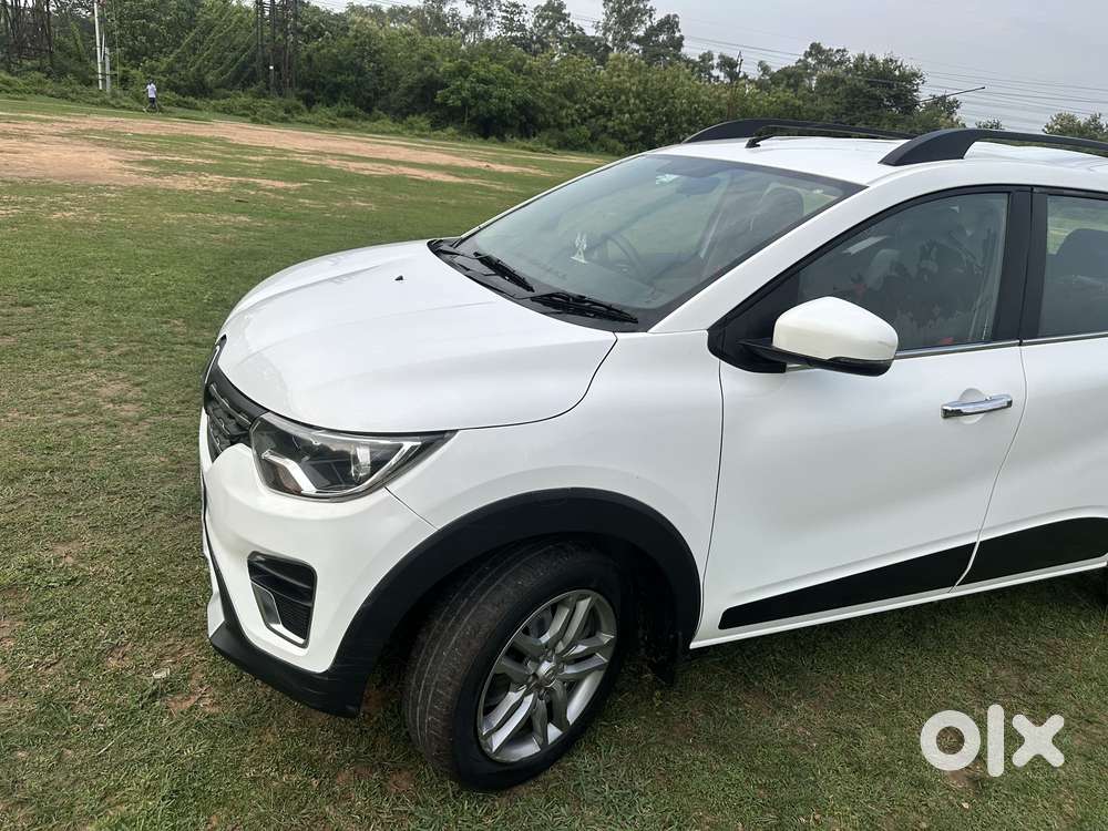 Renault Triber Rxz, 2021, Petrol