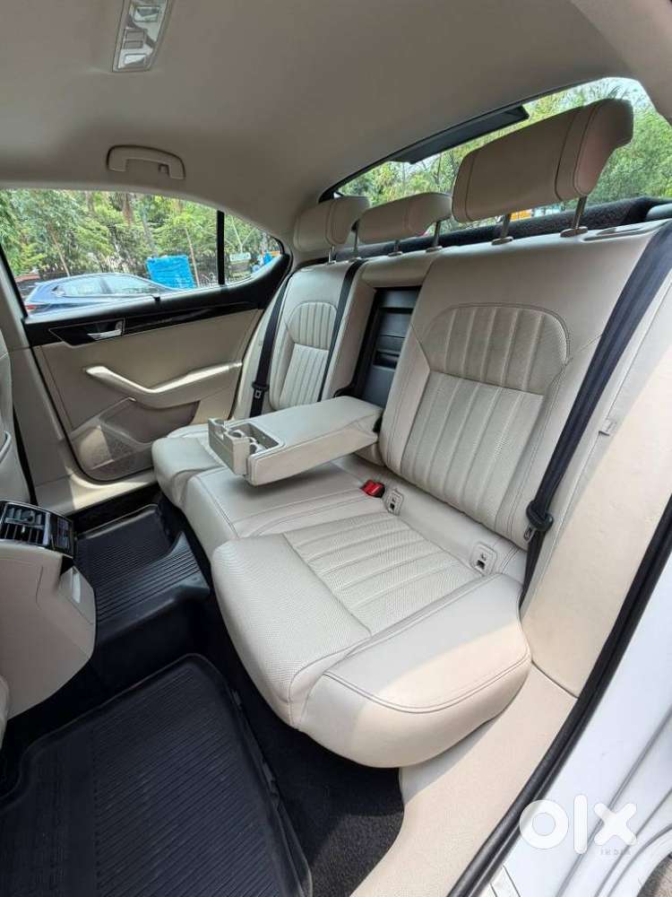 Skoda Superb 2.0 Tsi At L&k, 2021, Petrol