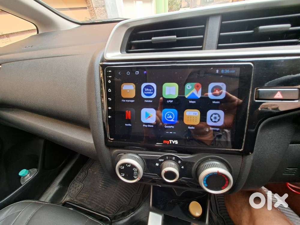 Honda Wrv With 10 Inch Touch Screen & Dash Cam