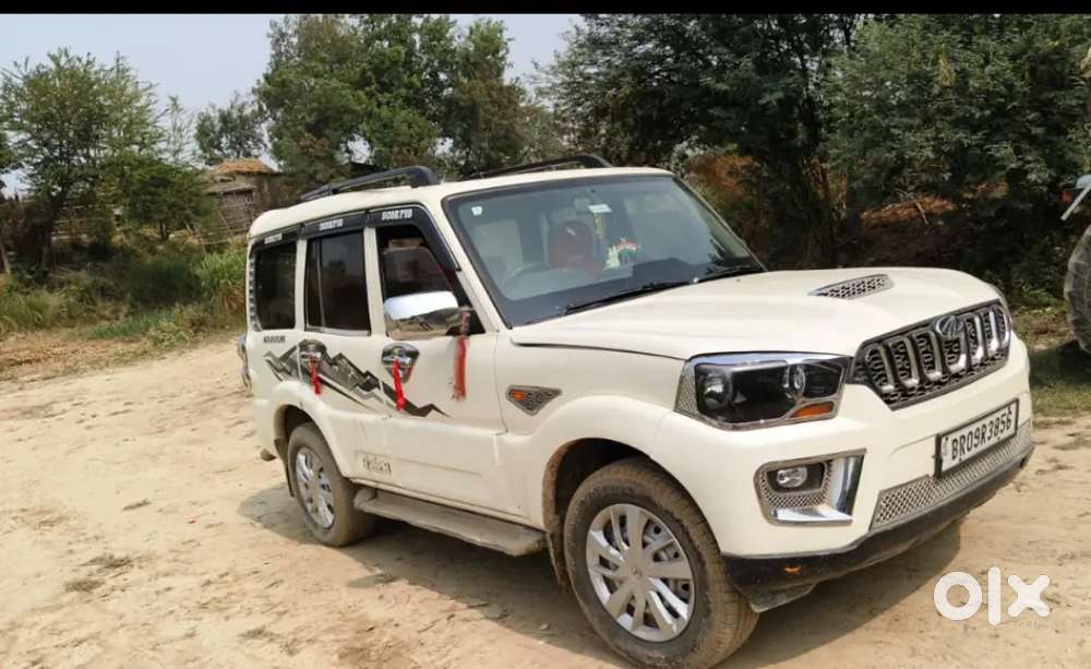 Mahindra Scorpio 1.99 S4 2015