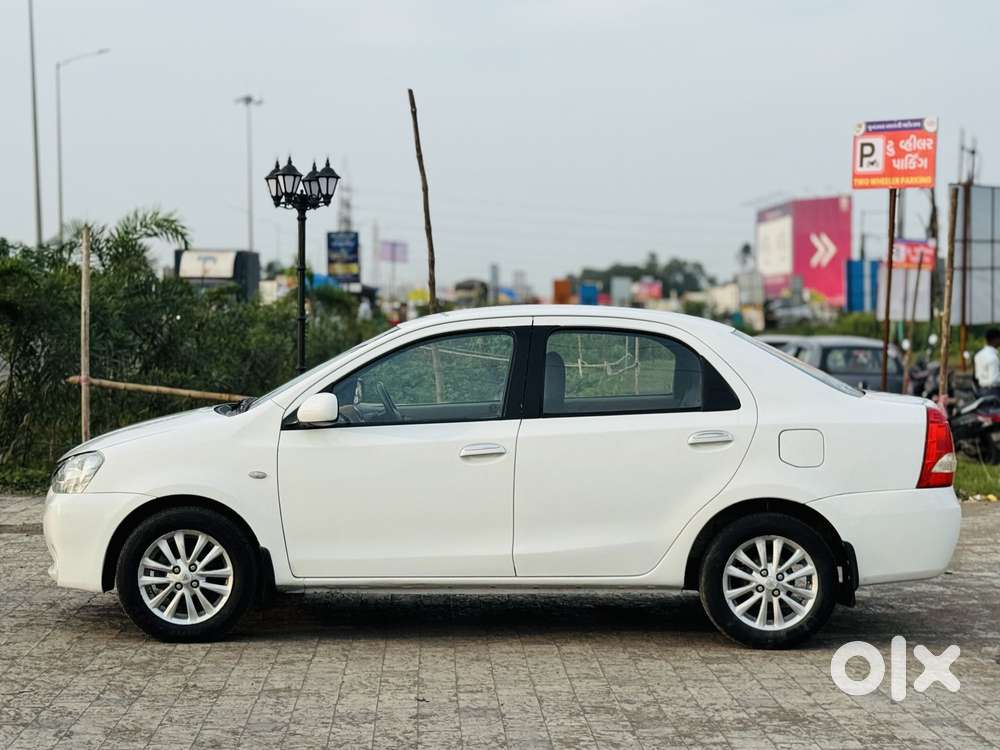 Toyota Etios 2010-2012 Vx, 2011, Cng & Hybrids