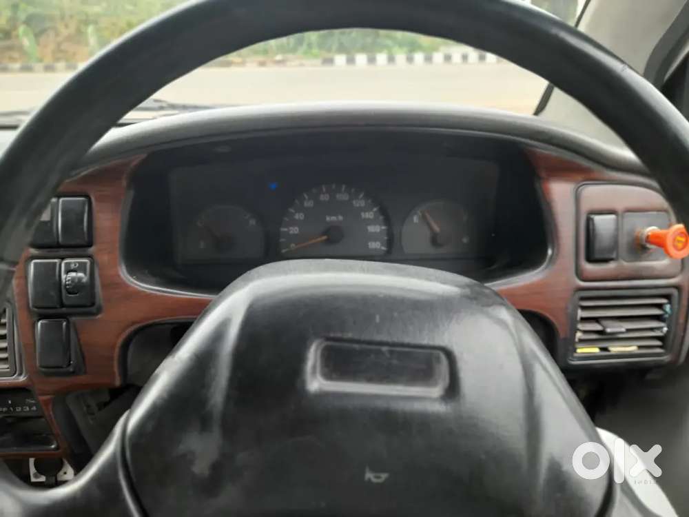 Chevrolet Tavera Lt 9 Model 2006, For Sale In Good Condition