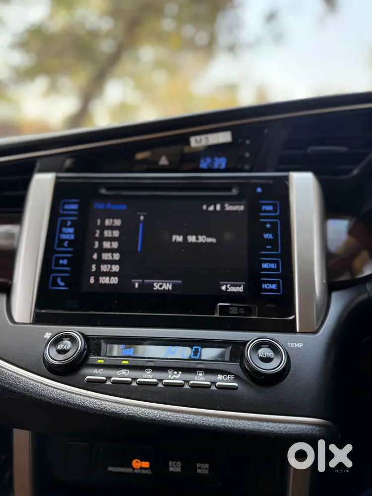 Toyota Innova Crysta 2018