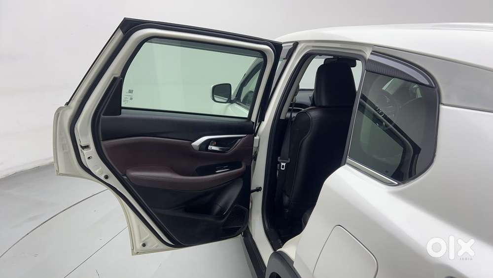 Maruti Suzuki Grand Vitara 1.5 Zeta Cng, 2024, Cng & Hybrids