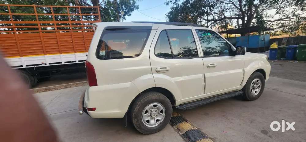 Tata Safari Storme 2013 Diesel 72000 Km Driven