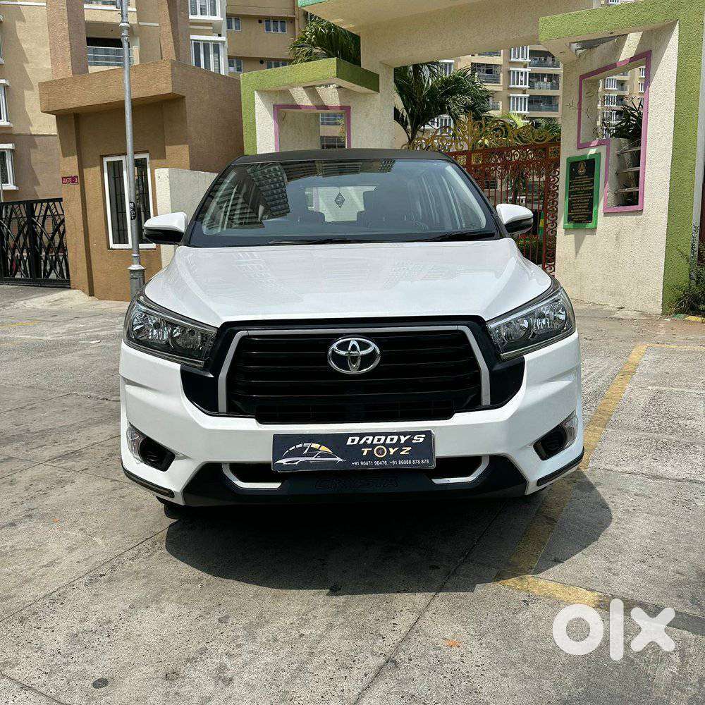 Toyota Innova Crysta 2.4 G Plus Mt 7 Str, 2023, Diesel