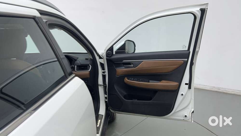 Honda Elevate Zx Cvt, 2024, Petrol