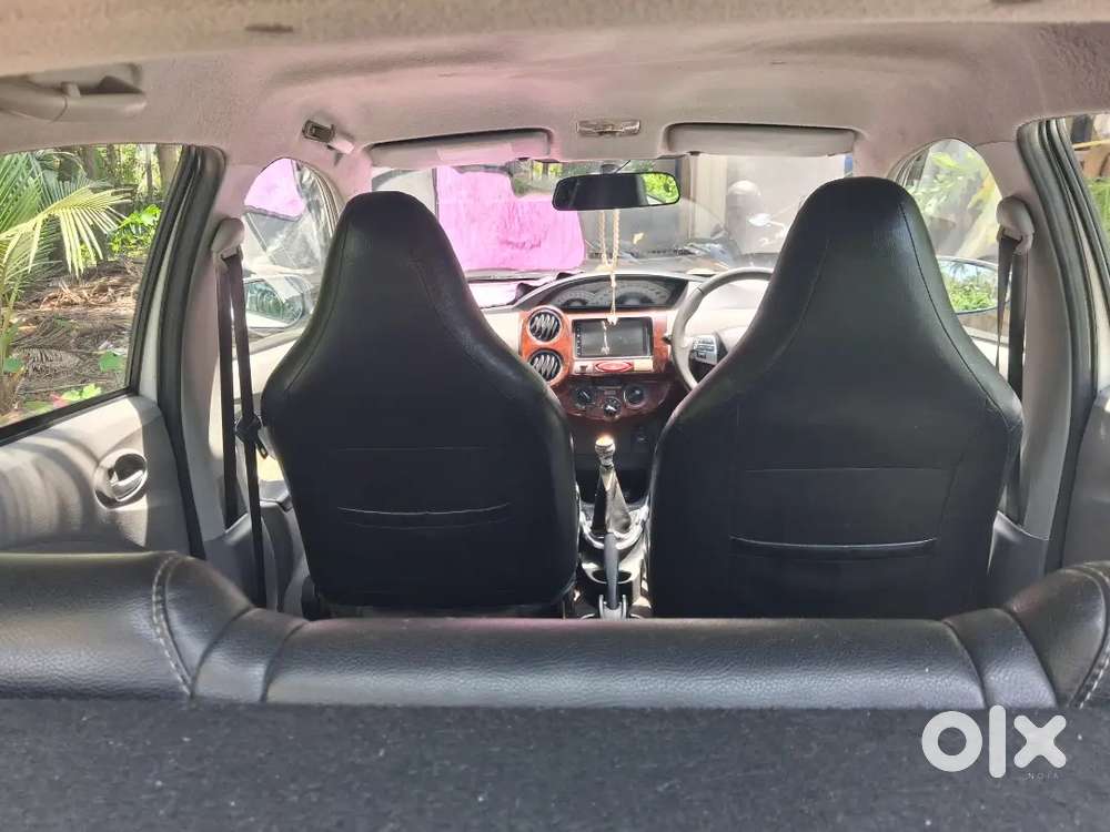 Toyota Etios Liva 2011