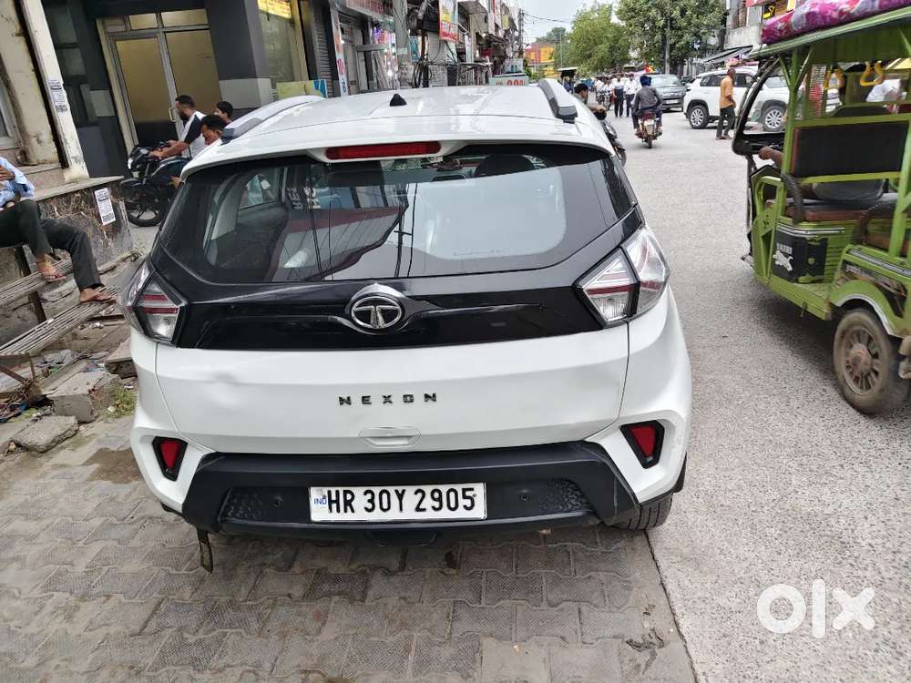 Tata Nexon Xm Bs 6