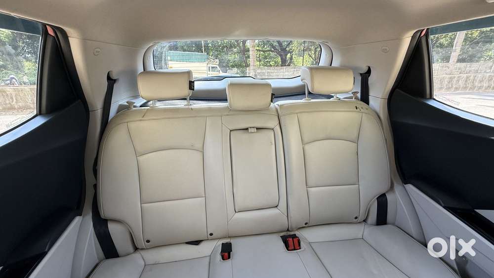 Mahindra Xuv300 W8 Amt Optional Diesel, 2023, Diesel