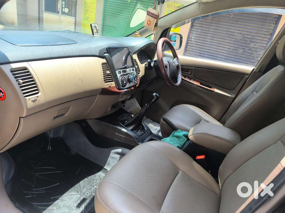 Toyota Innova 2.5 G (diesel) 7 Seater, 2016, Diesel