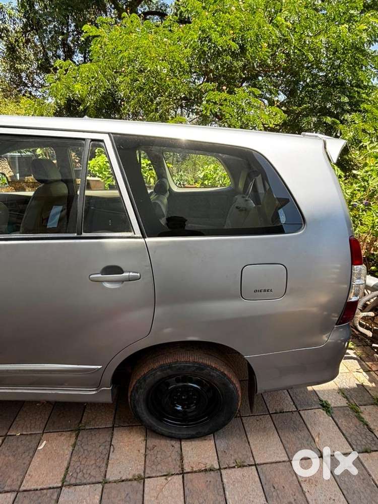 Toyota Innova 2016 Diesel Well Maintained Ka19