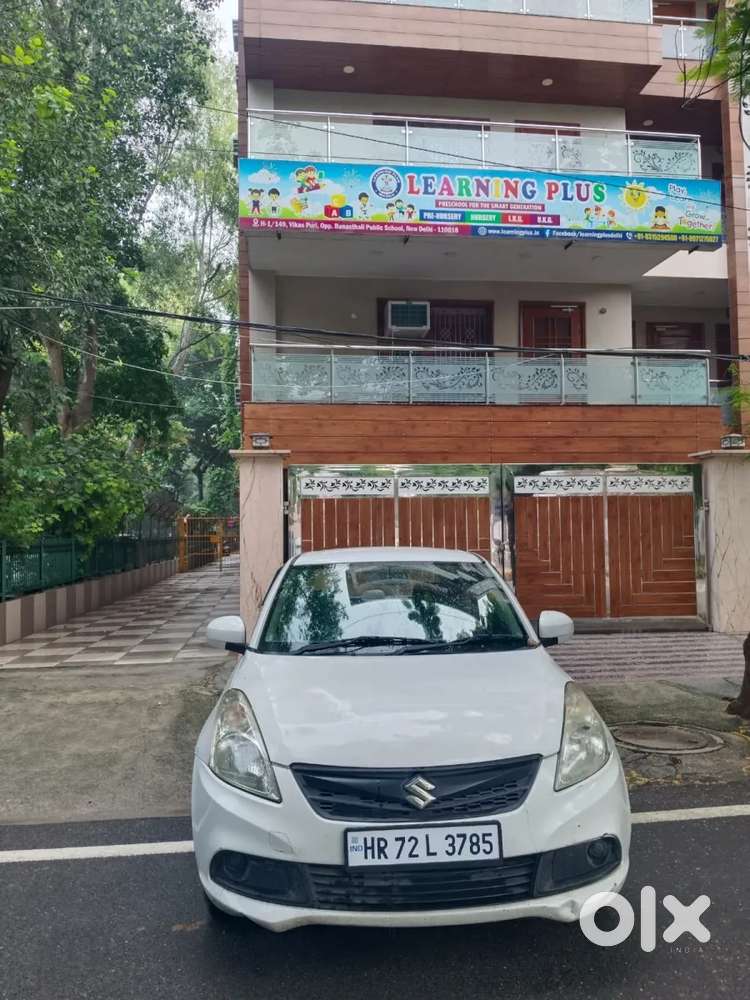 Maruti Suzuki Swift Dzire 1.2 Lxi Bsiv, 2017, Petrol