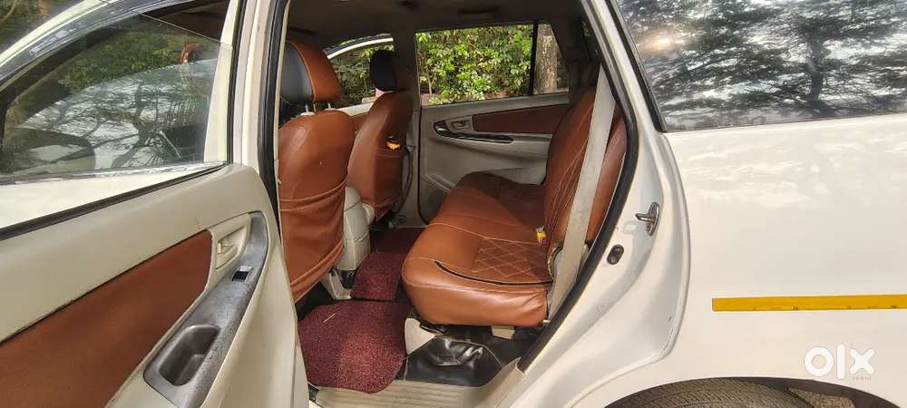 Toyota Innova 2013 Diesel Well Maintained