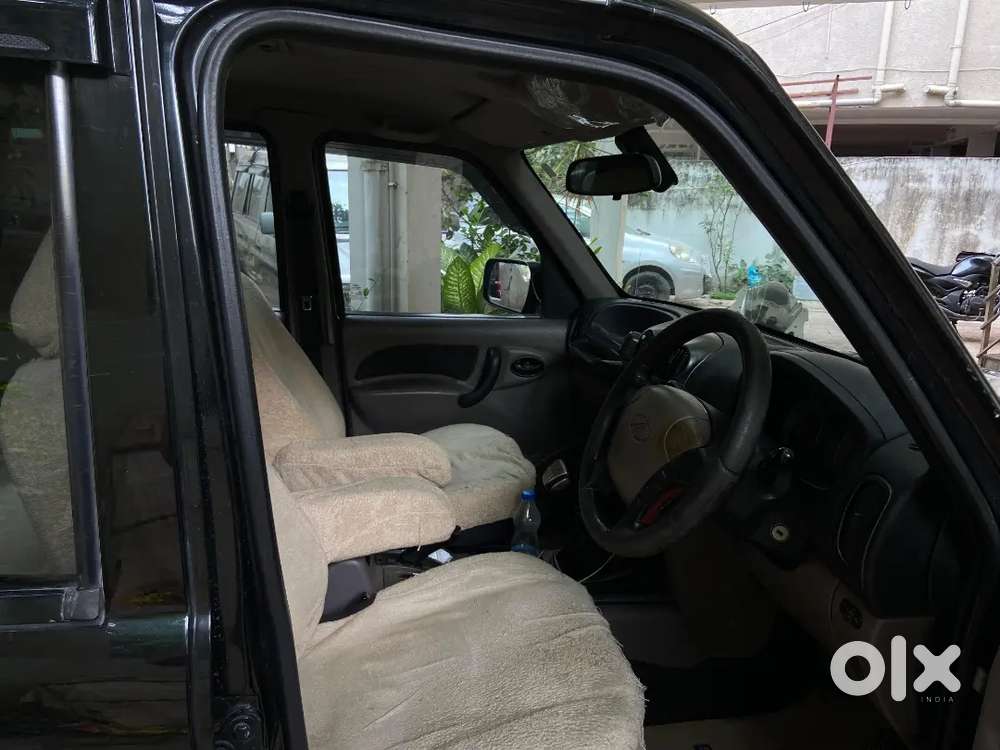 Mahindra Scorpio 2010 Car Manual
