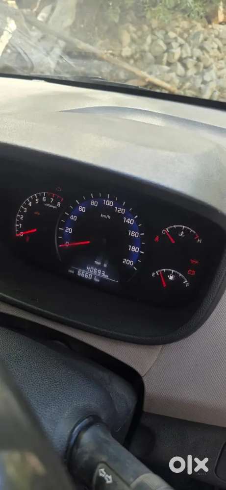 Hyundai Xcent 2015 Petrol 66000 Km Driven